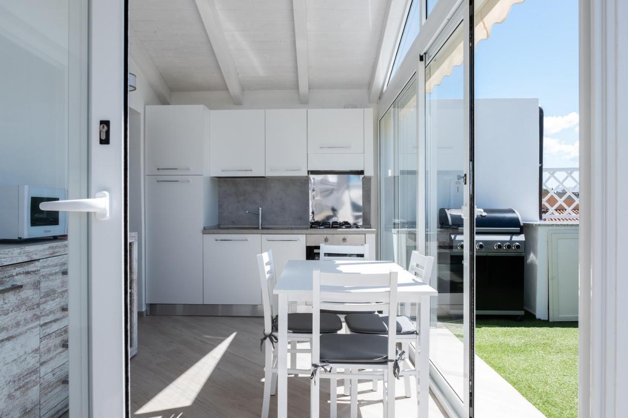 Attico Jasmin Apartment Quartu Sant'Elena Exterior photo